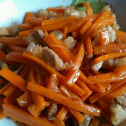 胡萝卜炒肉的做法[图]