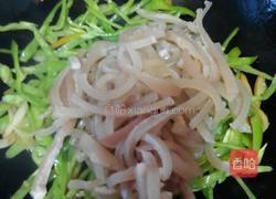 尖椒肉皮丝的做法图解8