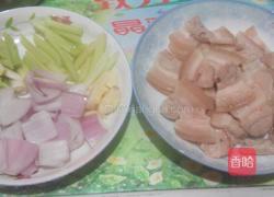 小炒花肉的做法图解2