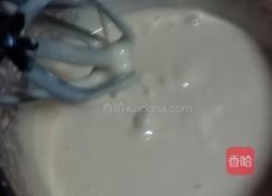 双层蓝莓蜜豆蛋糕卷的做法图解3