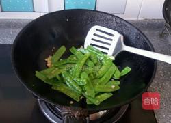蒜香荷兰豆的做法图解3