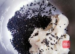 黑芝麻玫瑰酱烧饼的做法图解3