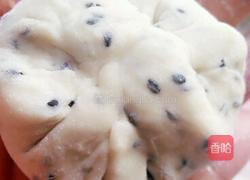 黑芝麻玫瑰酱烧饼的做法图解12
