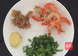 虾仁冬瓜排骨汤的做法图解2