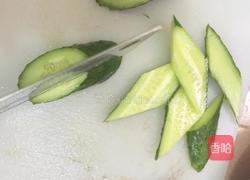 洋葱黄瓜小炒肉的做法图解3