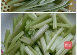 芹菜香菇炒萝卜干的做法图解4