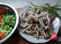 兰花蟹味菇的做法图解1