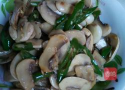 辣椒炒白蘑菇的做法图解5