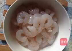 翡翠虾仁的做法图解2