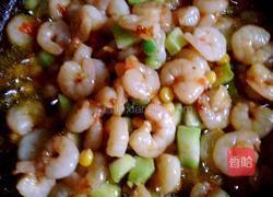 翡翠虾仁的做法图解5