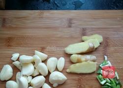 红烧仔鸡的做法图解3