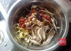 豉汁蒸小咸鱼干的做法图解3