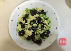 毛豆木耳炒鸡蛋的做法图解9