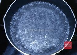 汤圆煮米酒的做法图解1