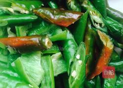 尖椒大肠的做法图解1