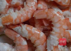 蒜蓉虾球的做法图解1