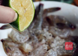 椰奶虾的做法图解3