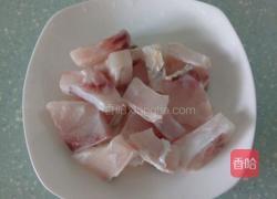 鲍汁豆腐鱼的做法图解1