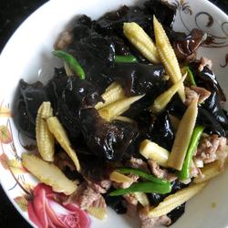 木耳玉米笋的做法[图]