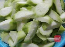 白贝瘦肉丝瓜汤的做法图解1