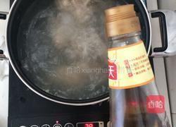 板栗玉米胡萝卜骨头汤的做法图解2