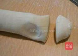 猪肉芹菜饺子的做法图解8