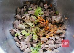 凉拌鸡心的做法图解6