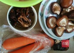 清炖猪脚的做法图解1