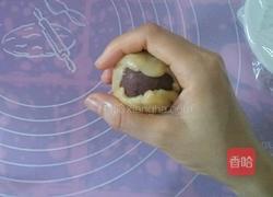 广式豆沙蛋黄月饼的做法图解7