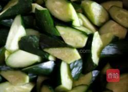 自制俄式酸黄瓜的做法图解4