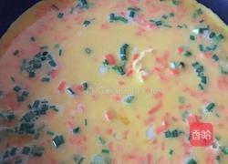 虾仁鸡蛋卷的做法图解8