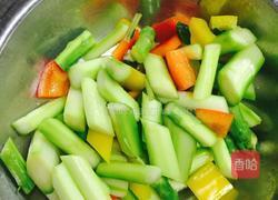 草菇炒牛肉的做法图解3