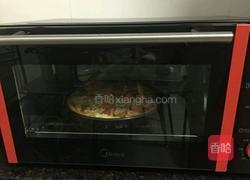 金虾牛肉芝士披萨。 的做法图解6