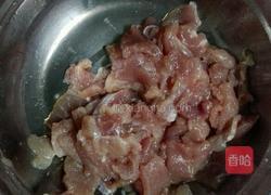 瘦肉炒菜心的做法图解2