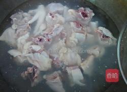 蘑菇炒鸡肉的做法图解3