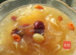 银耳莲子羹的做法图解5