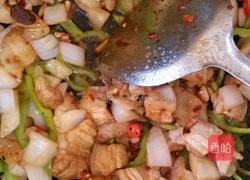 五花肉炒洋葱的做法图解6