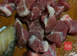 鲜鲍鱼瘦肉汤。 的做法图解3