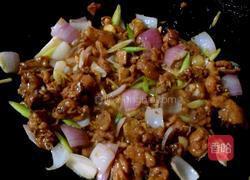 洋葱鸡块的做法图解7