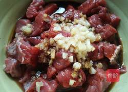 酱烧土豆牛肉丁的做法图解2