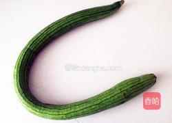 丝瓜炒鸡蛋的做法图解1