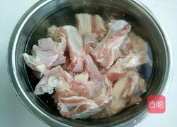 白萝卜羊排汤的做法图解1