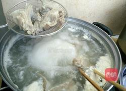 白萝卜羊排汤的做法图解3