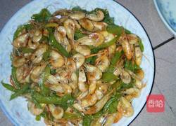 河虾炒辣椒的做法图解2