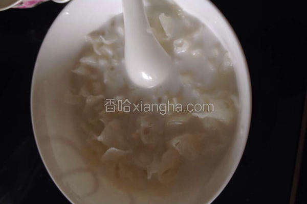 椰汁西米露