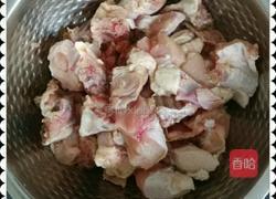 为爱做倒菜一一小鸡炖蘑菇的做法图解1