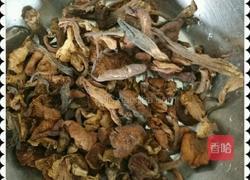 为爱做倒菜一一小鸡炖蘑菇的做法图解3