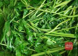 香椿煎蛋的做法图解2