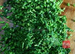 香椿煎蛋的做法图解3