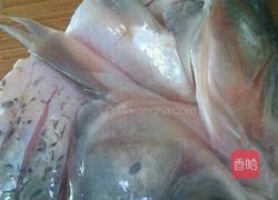 剁椒鱼头的做法图解3